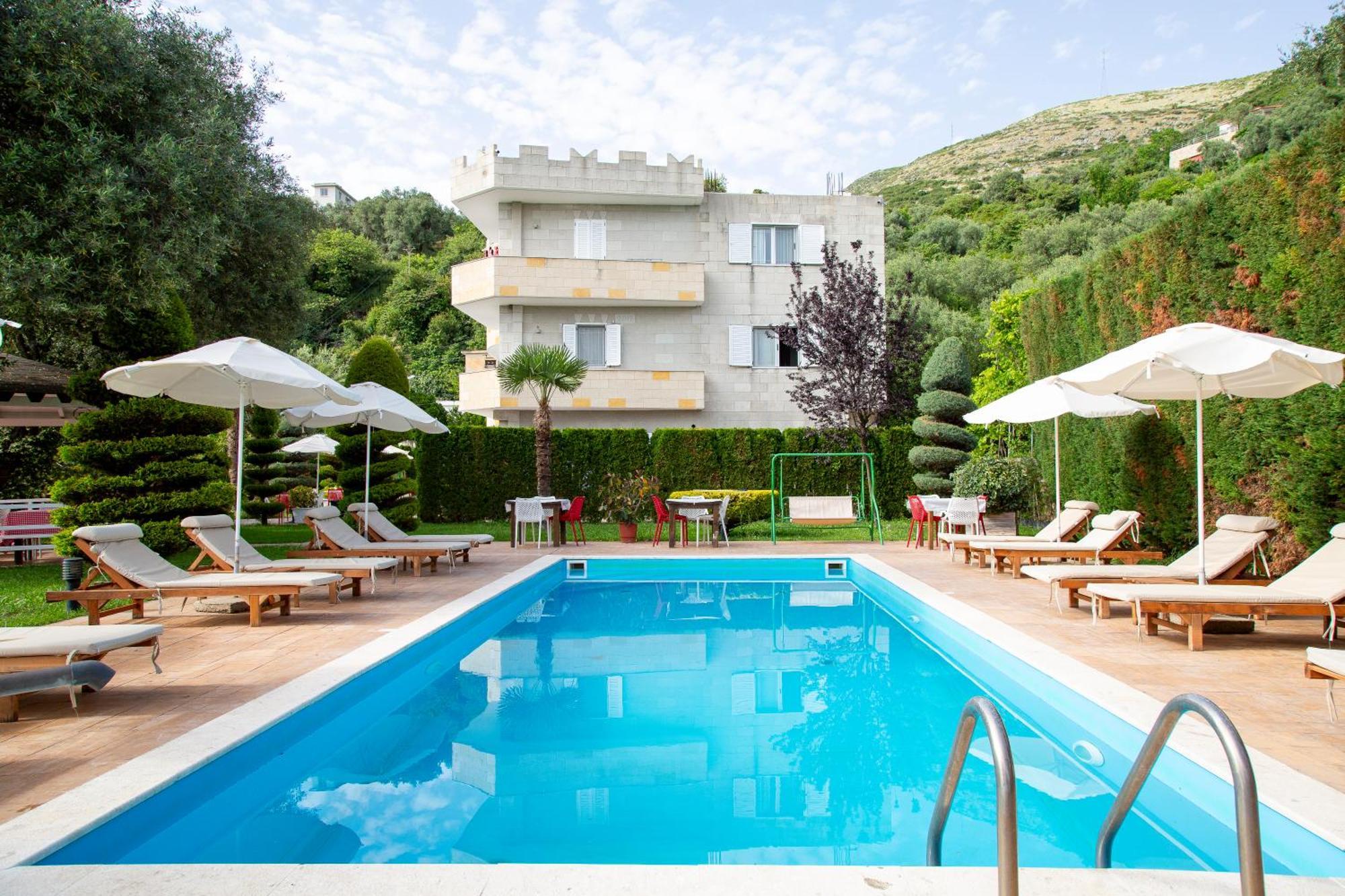 Vila Florika Hotel Борш Екстер'єр фото