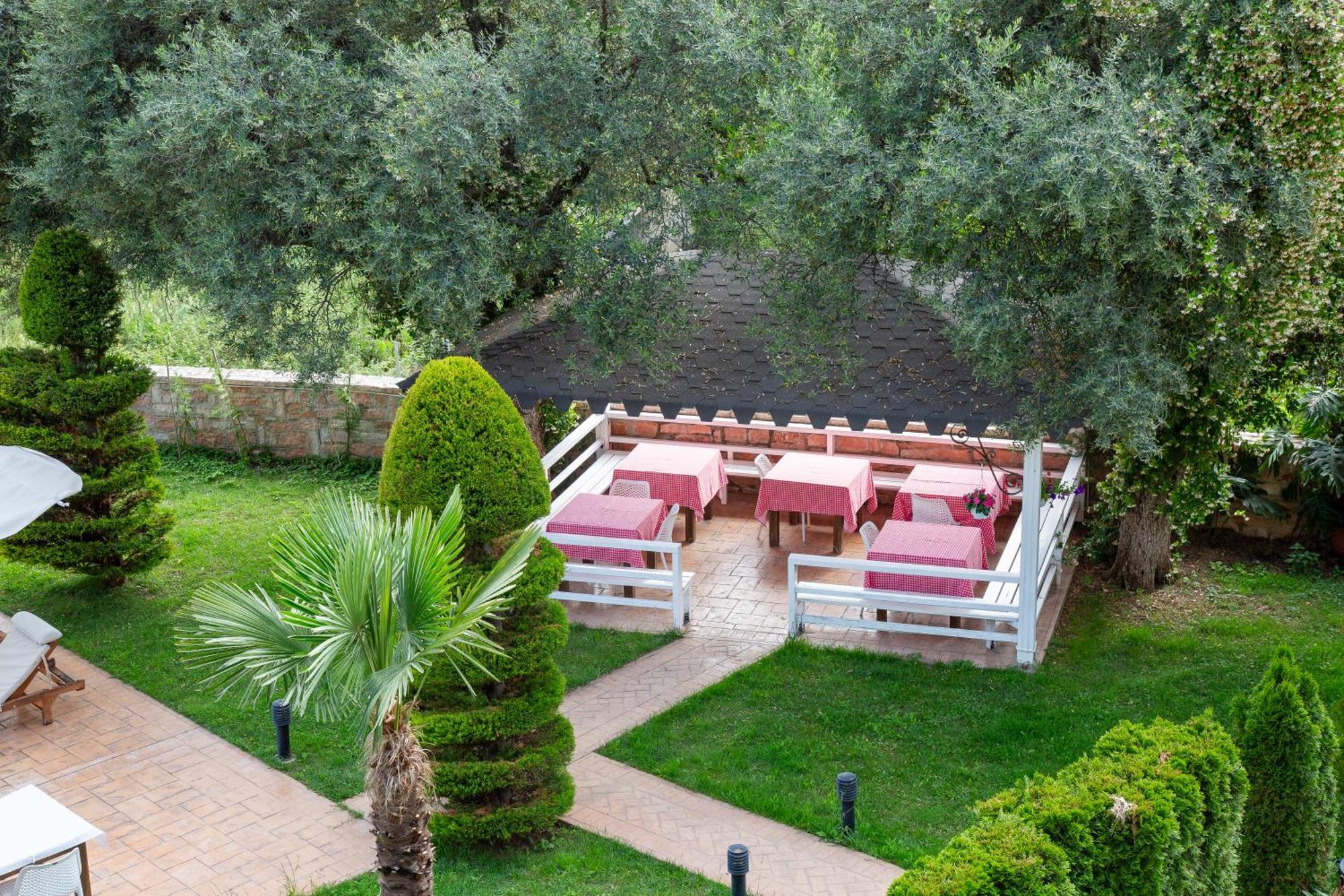 Vila Florika Hotel Борш Екстер'єр фото