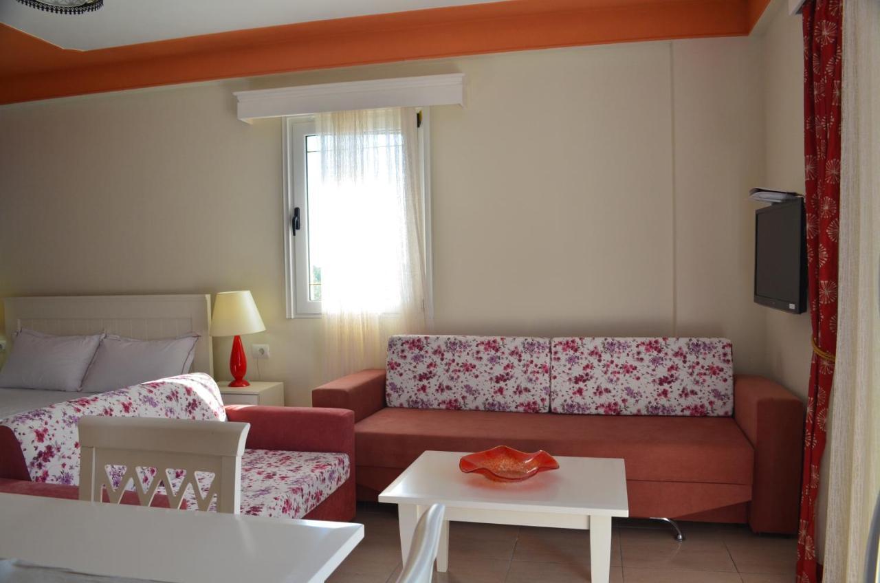 Vila Florika Hotel Борш Екстер'єр фото