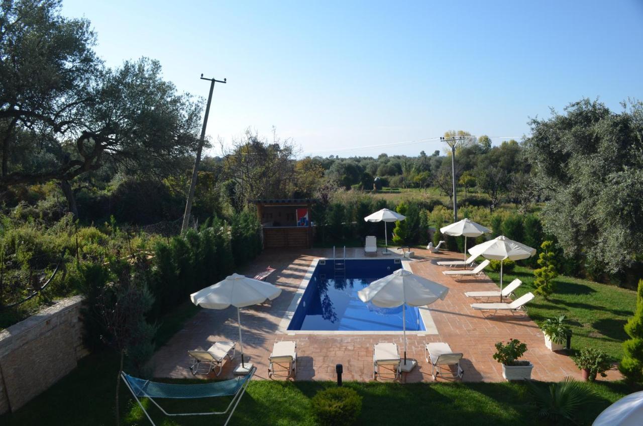 Vila Florika Hotel Борш Екстер'єр фото